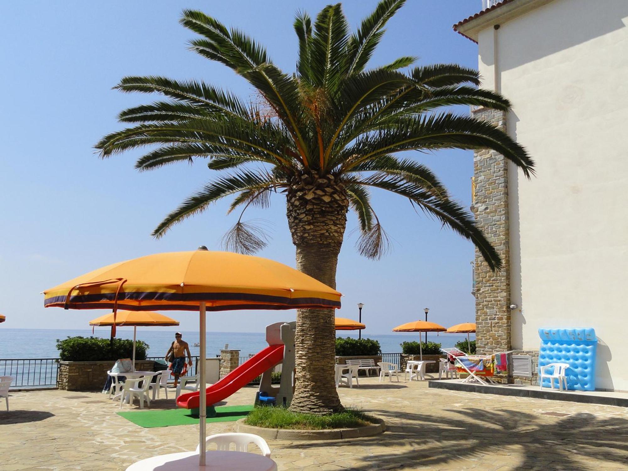 Acciaroli Vacanze Residence Εξωτερικό φωτογραφία
