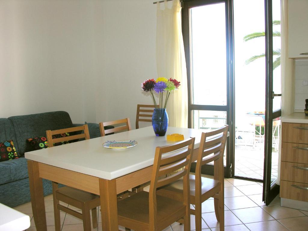 Acciaroli Vacanze Residence Δωμάτιο φωτογραφία
